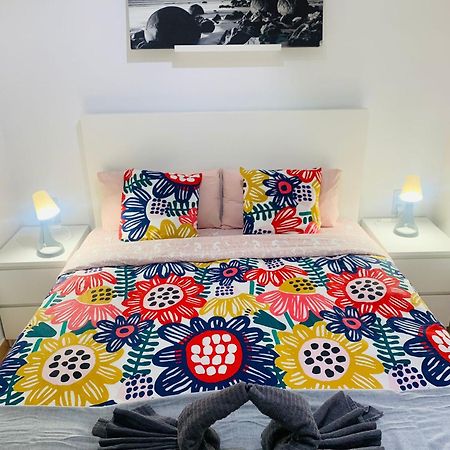 Ahllenrock Como Un Hotel, Pero Solo Para Ti Cornellà de Llobregat Eksteriør billede