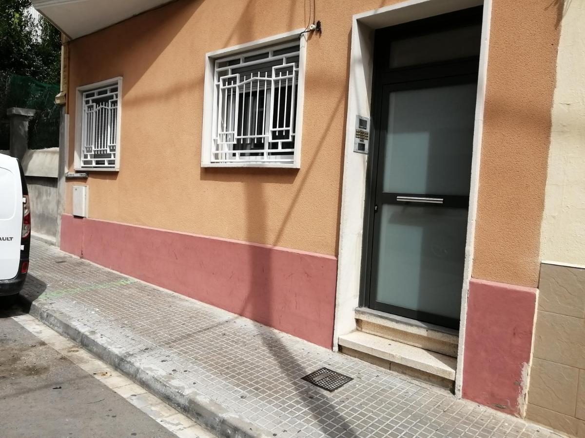 Ahllenrock Como Un Hotel, Pero Solo Para Ti Cornellà de Llobregat Eksteriør billede